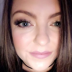 Meet your Posher, Lacey